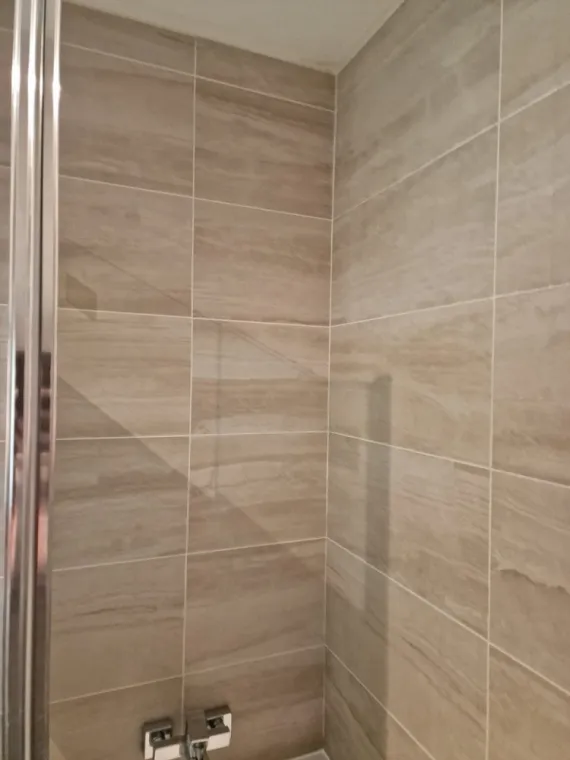 Rénovation complète sale de bain avec pose baignoire..., Vienne, Faria Multi Services